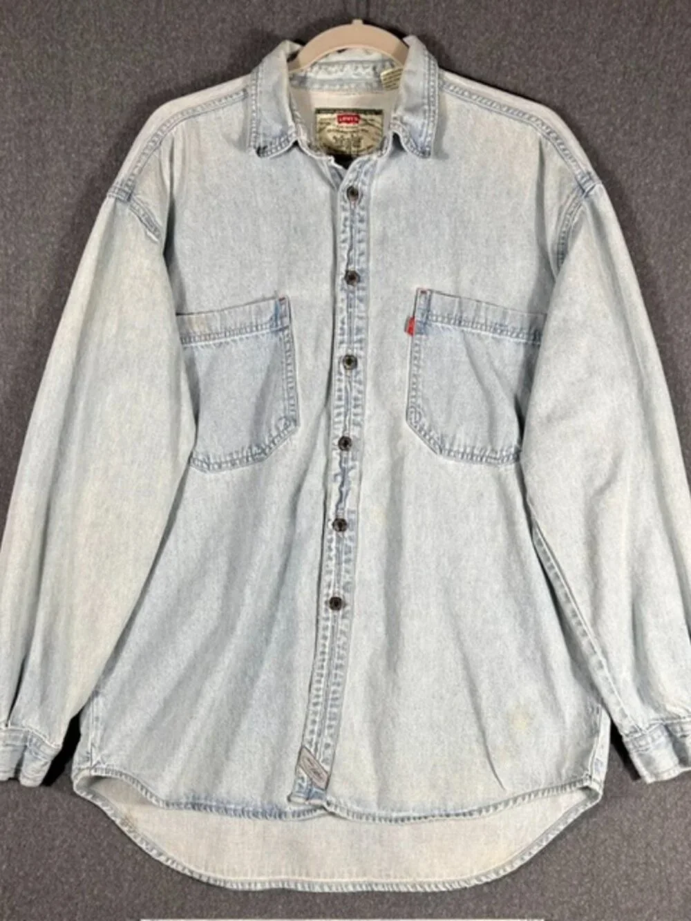 Vtg Levi's Denim Button Up Mens Sz Medium L/S Metal Buttons Light Wash 90's